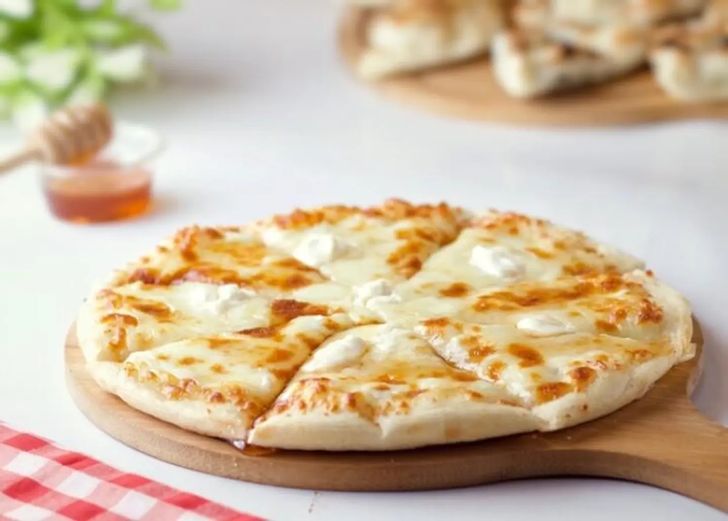 Ash Al Balbal Pizza - Small