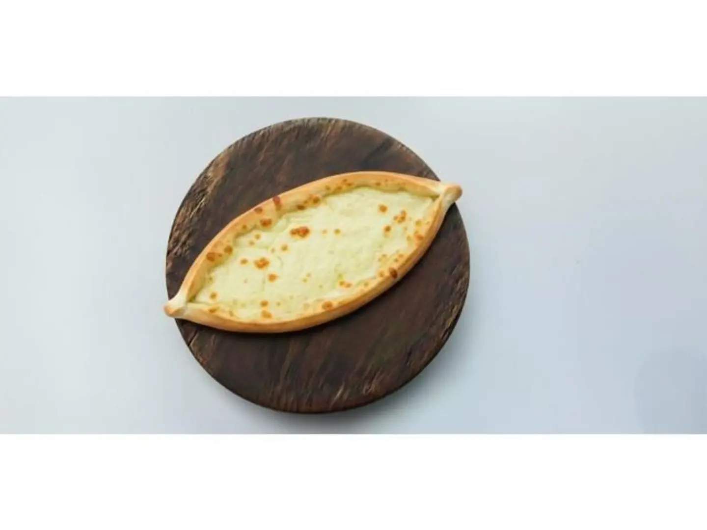 جبن عكاوي - وسط