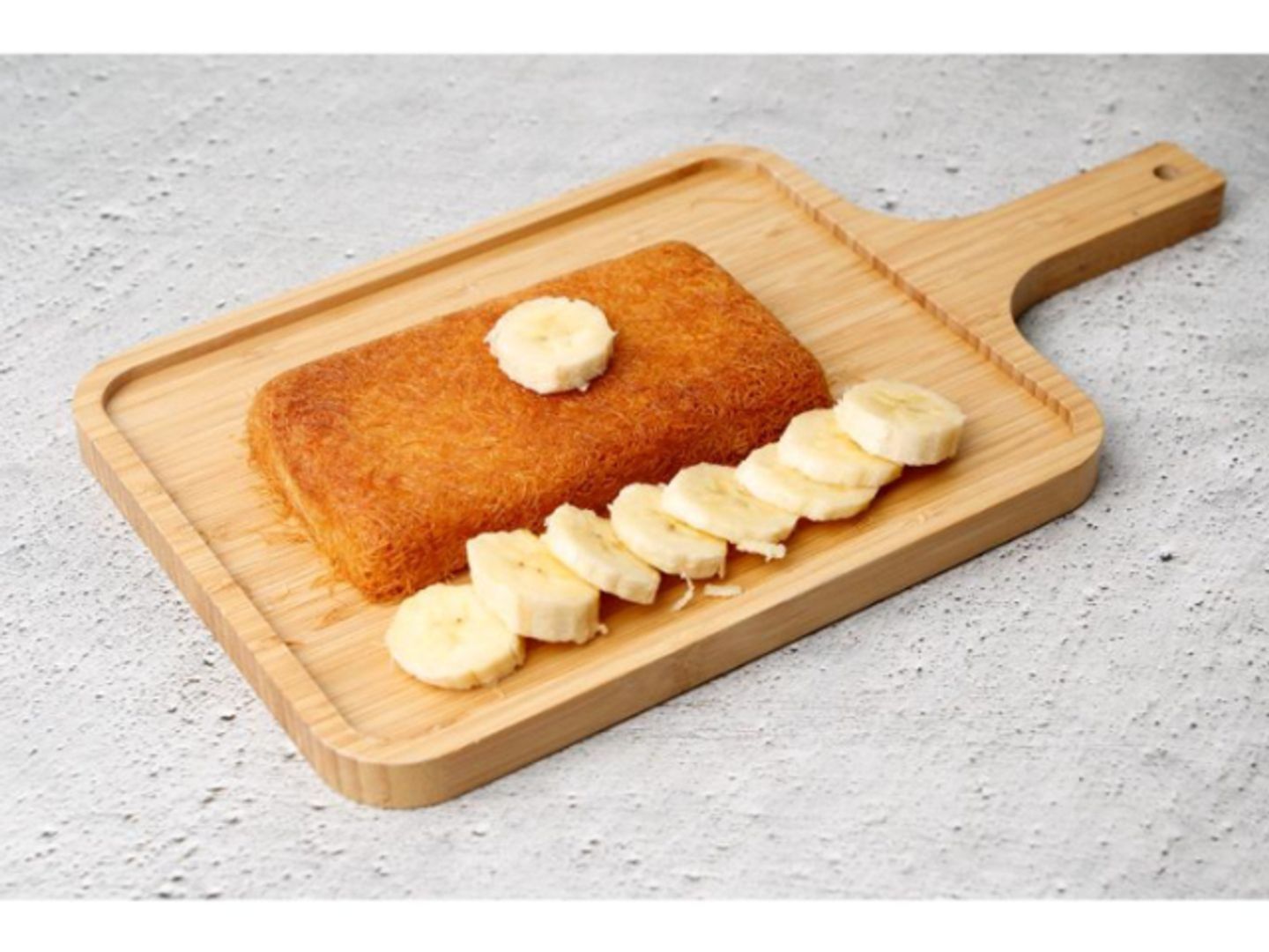 Rough Kunafah With Cream And Banana - Small