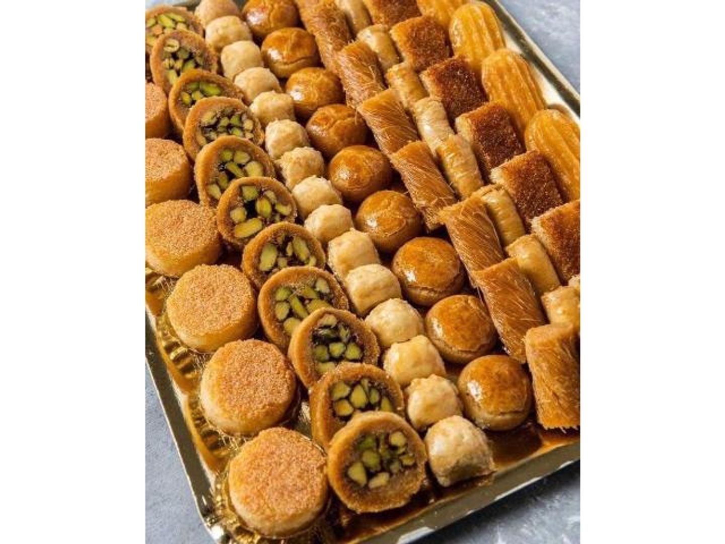 Mixed Eastern Sweets - 250 Grams