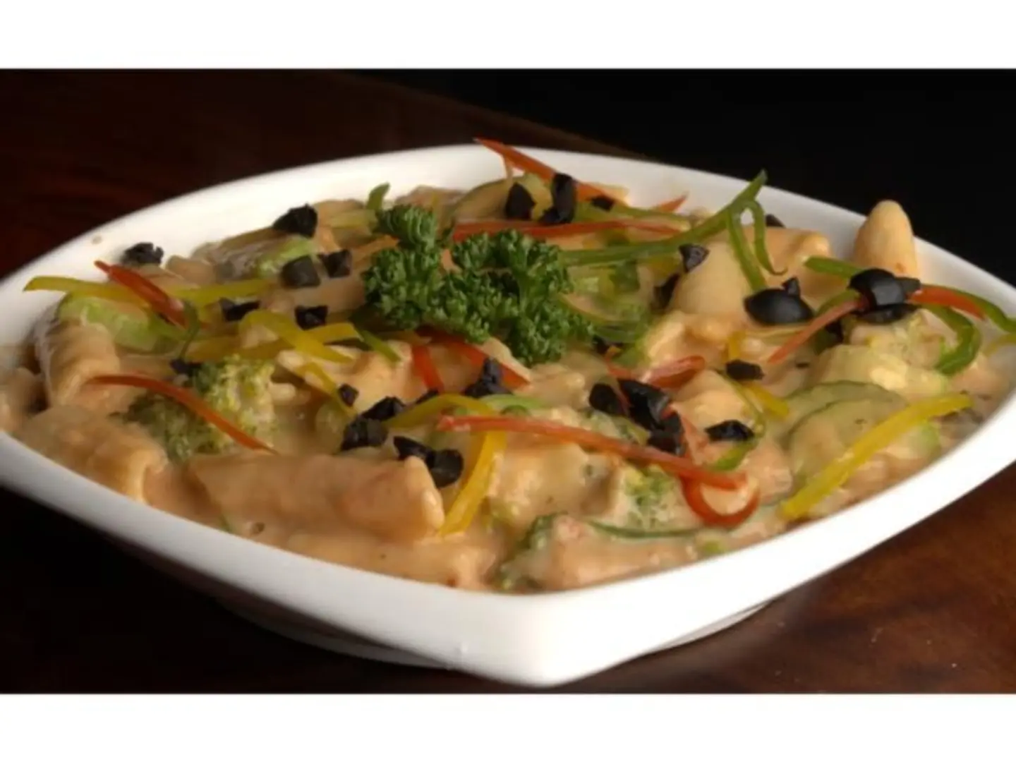 باستا خضار - صوص ابيض