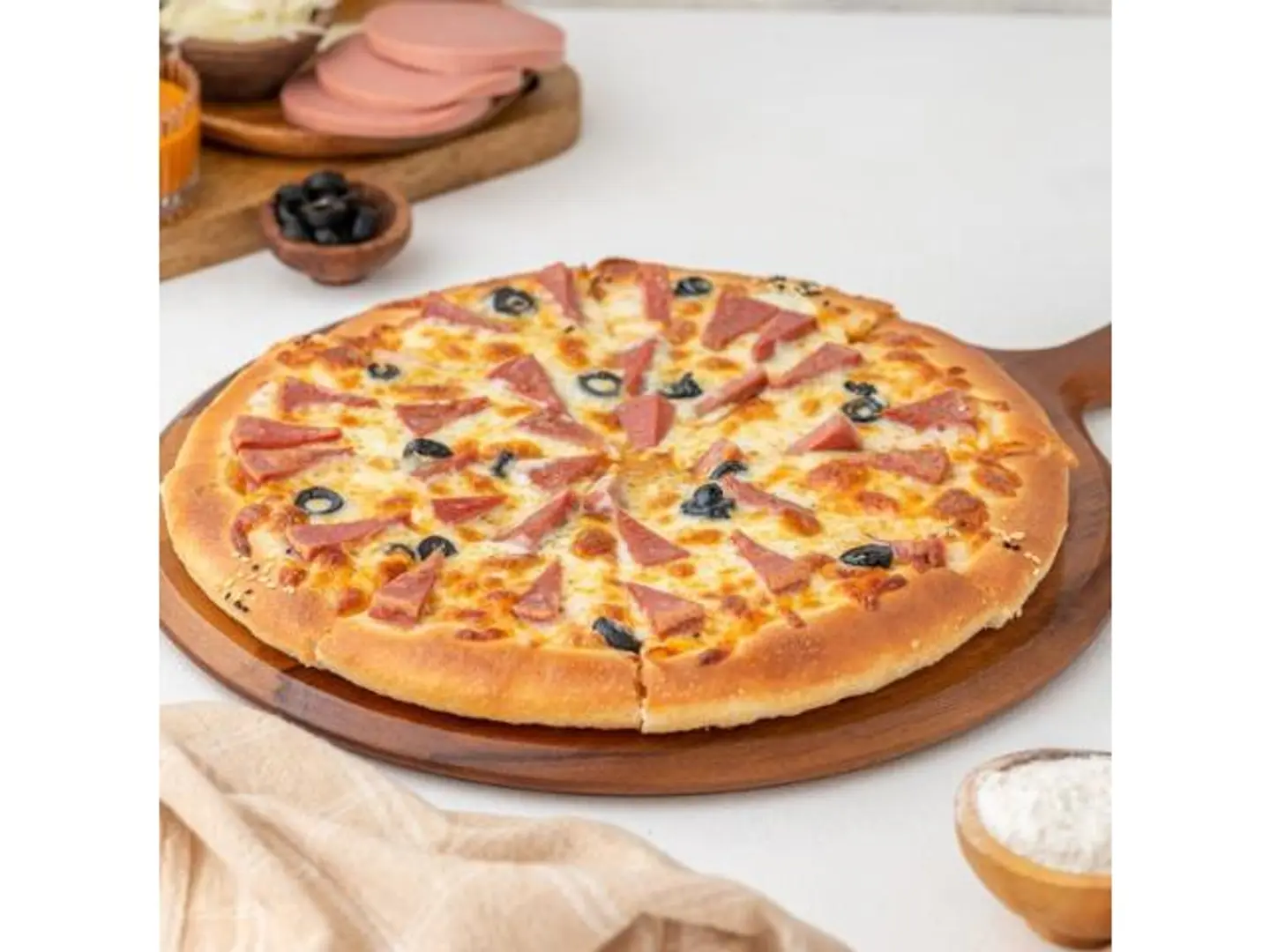 Chicken Mortadella Pizza - Small