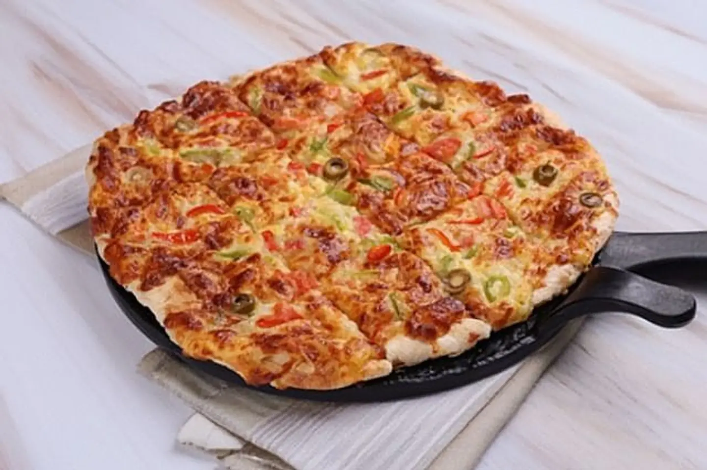Kiri Chicken Pastrami Pie - Large