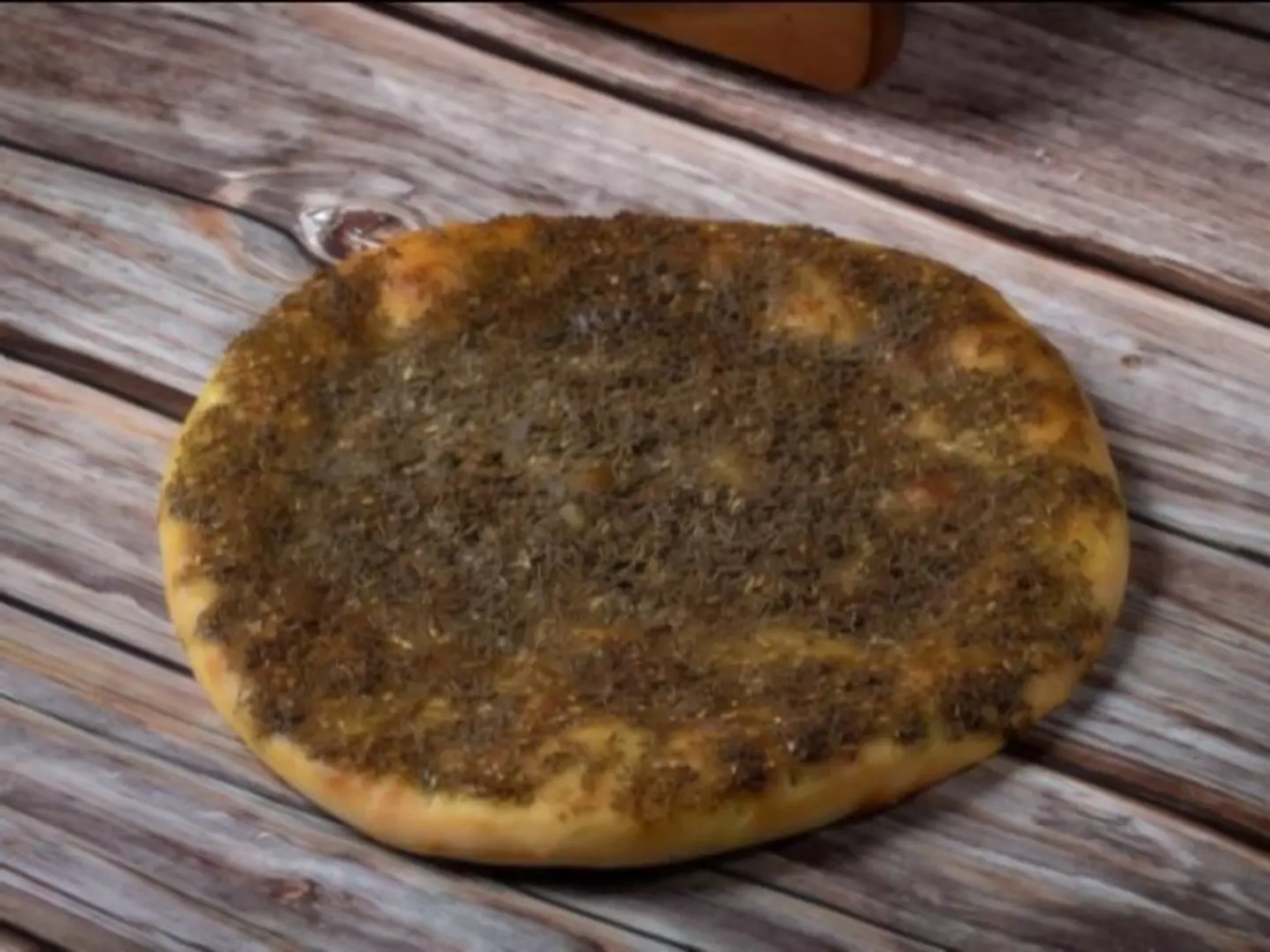 بيتزا زعتر - صغير