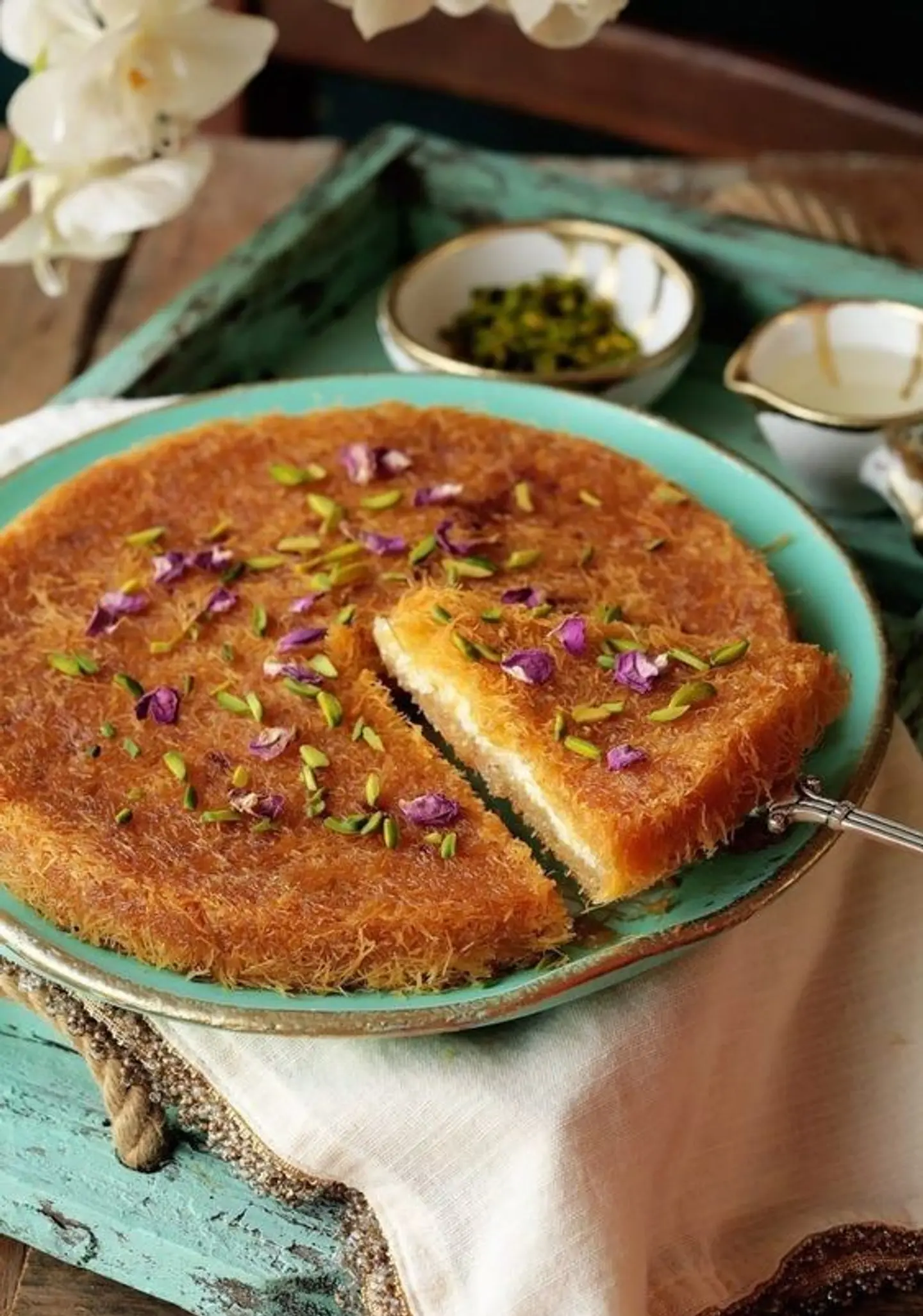 Mix Cheeses Kunafah With Cream - Mini