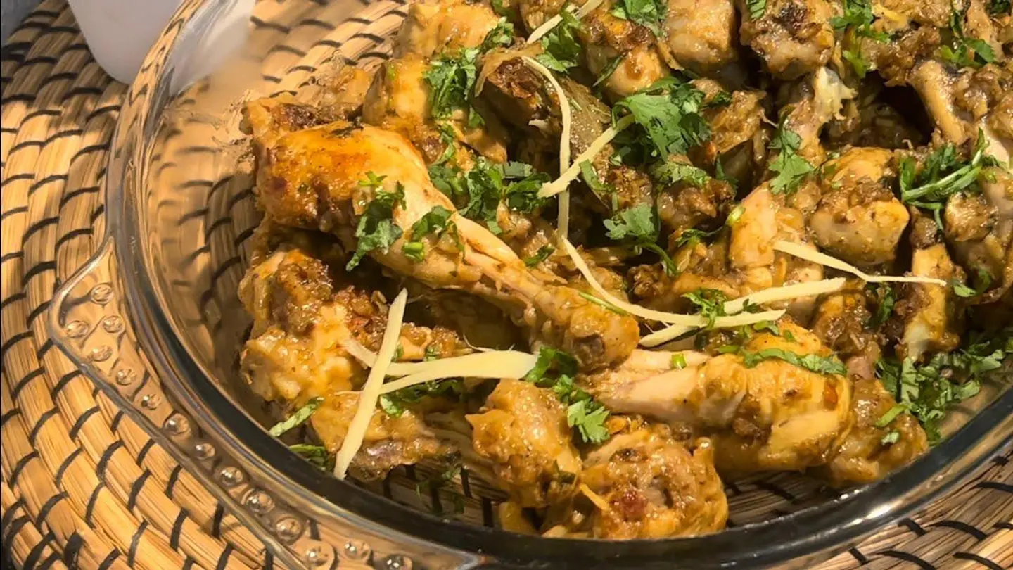 Nuea Gai, Pla Pad Khing Chicken - Small