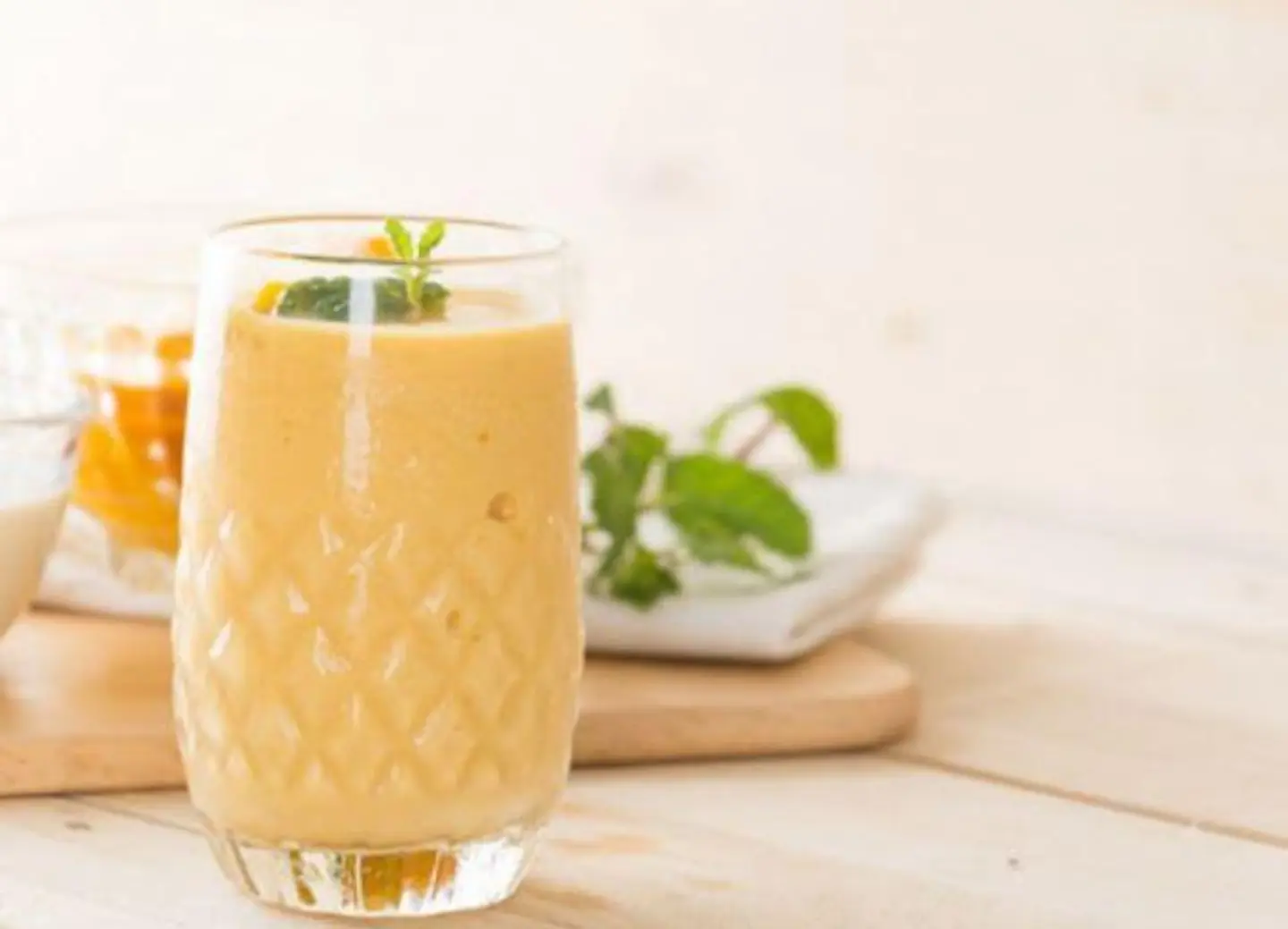 Mango Milkshake - Small