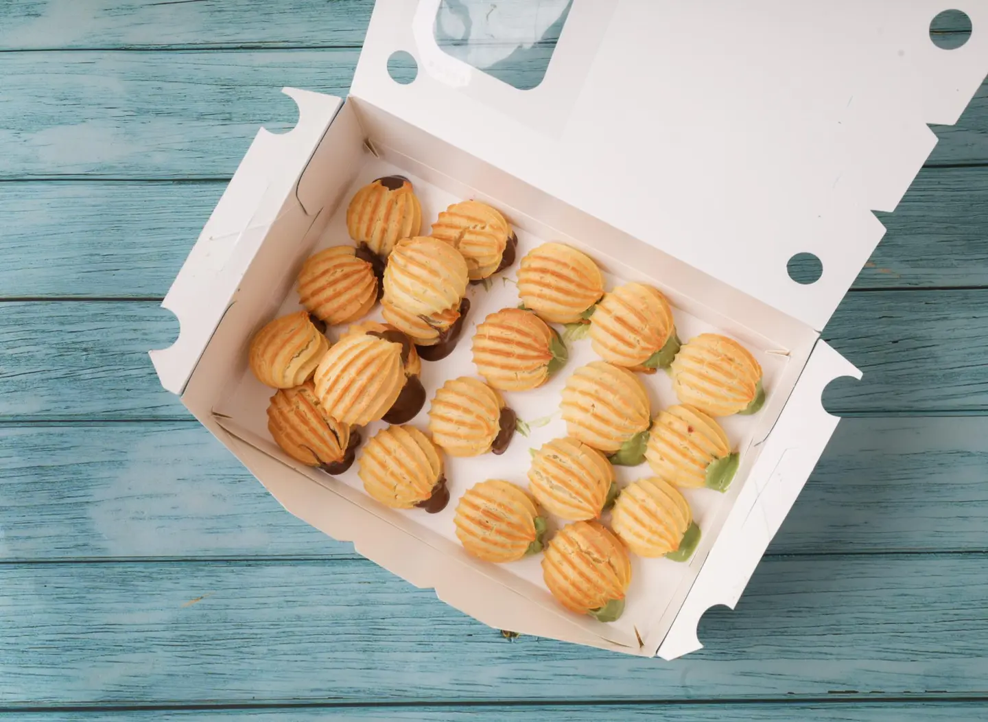 Grilled Tulumba With Pistachio - Small