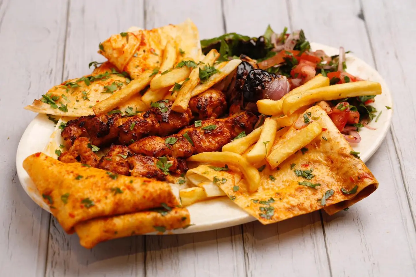 نفر شيش طاووق - بالعظم