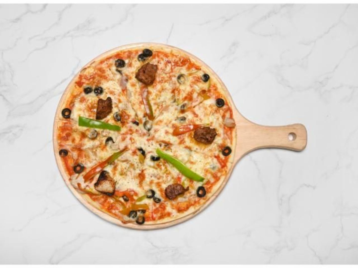 Meat Awsal Pizza - Medium