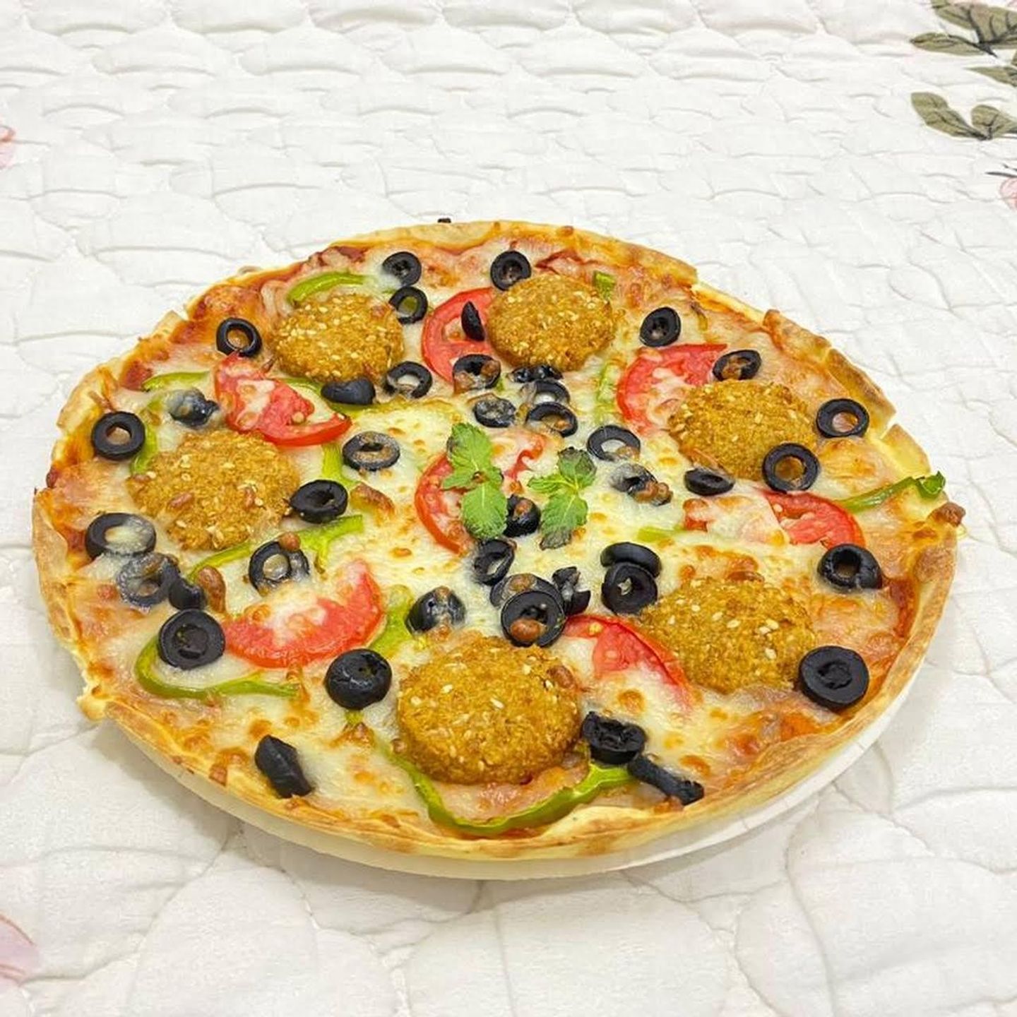Falafel Pizza - Large