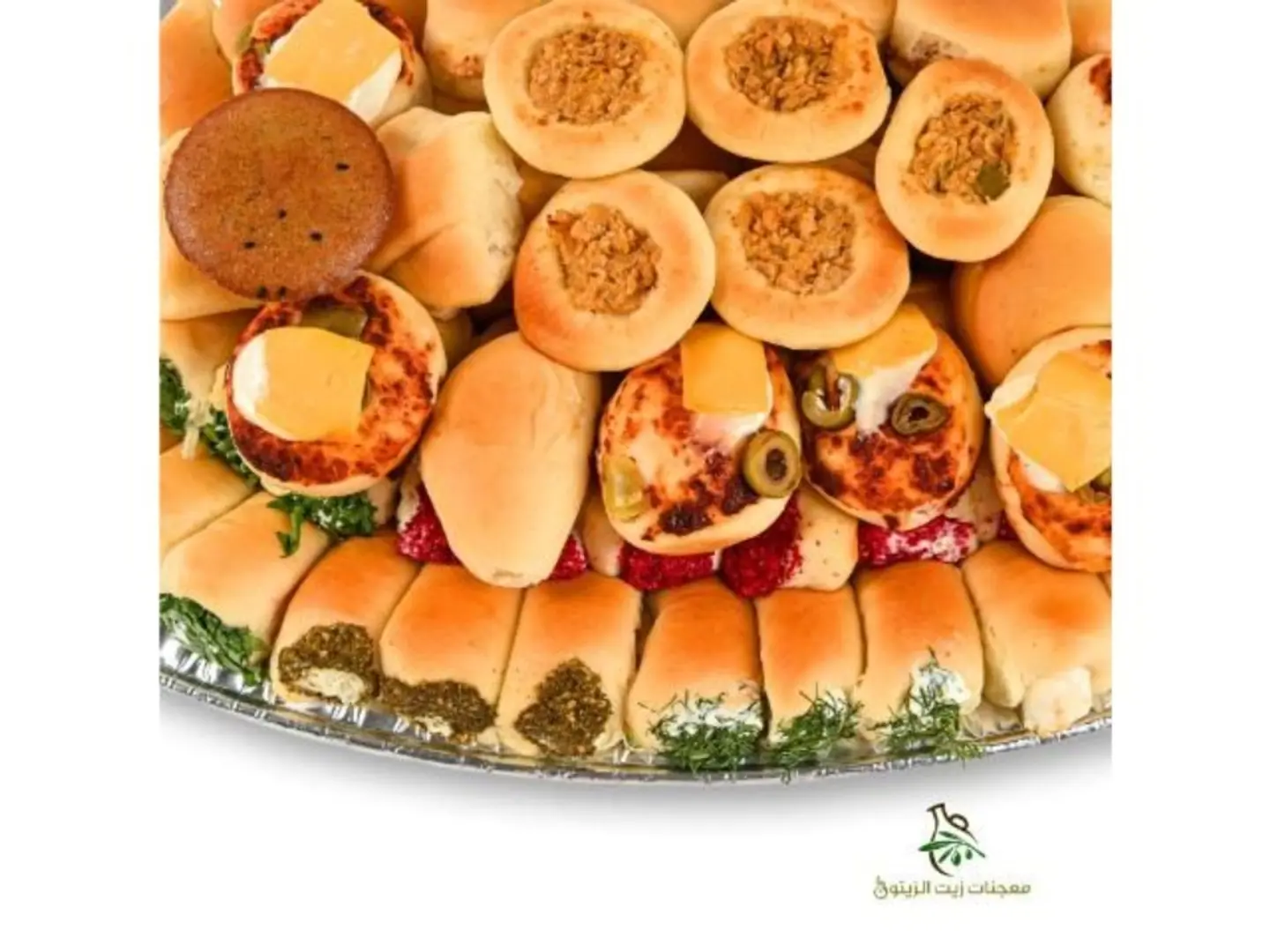 Mixed Pastries - Medium 32 Pieces