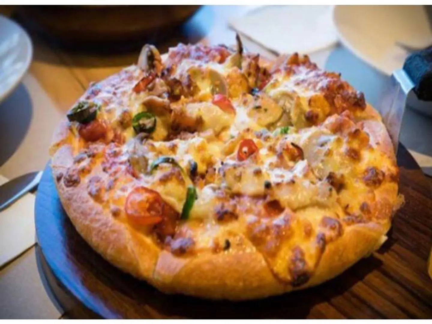 بيتزا فاهيتا لحم - وسط