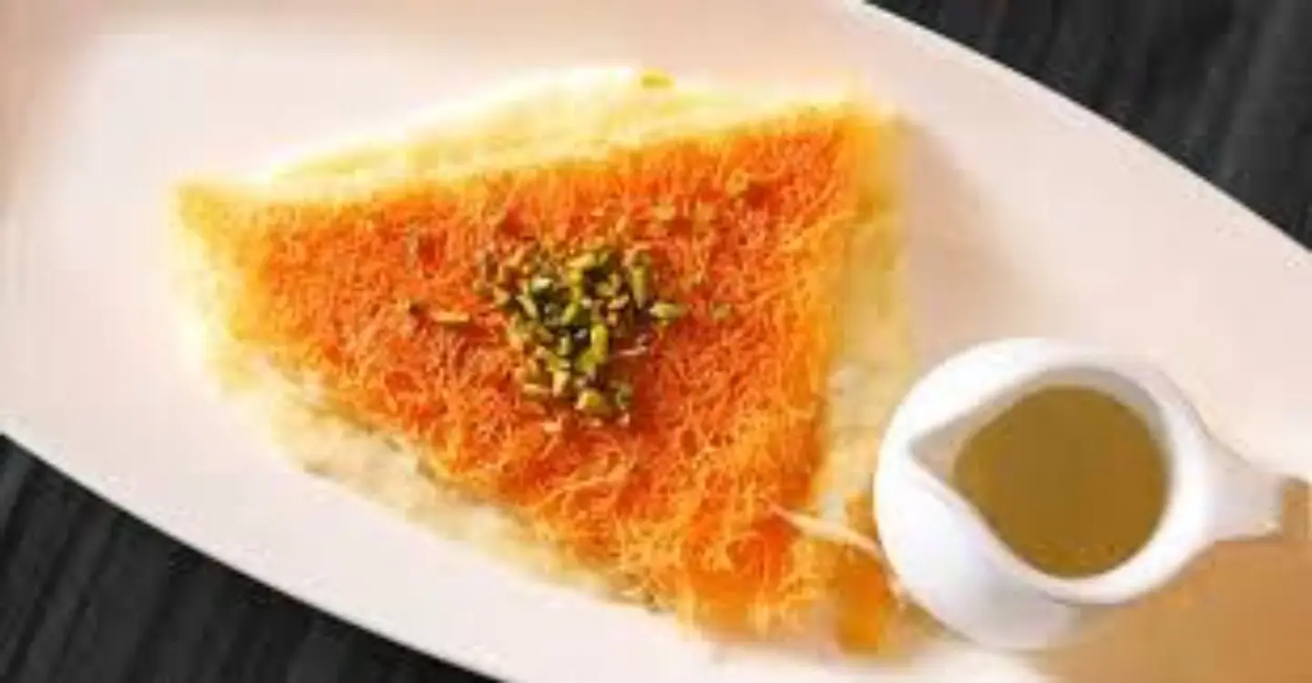 Kunafah With Banana - Heart