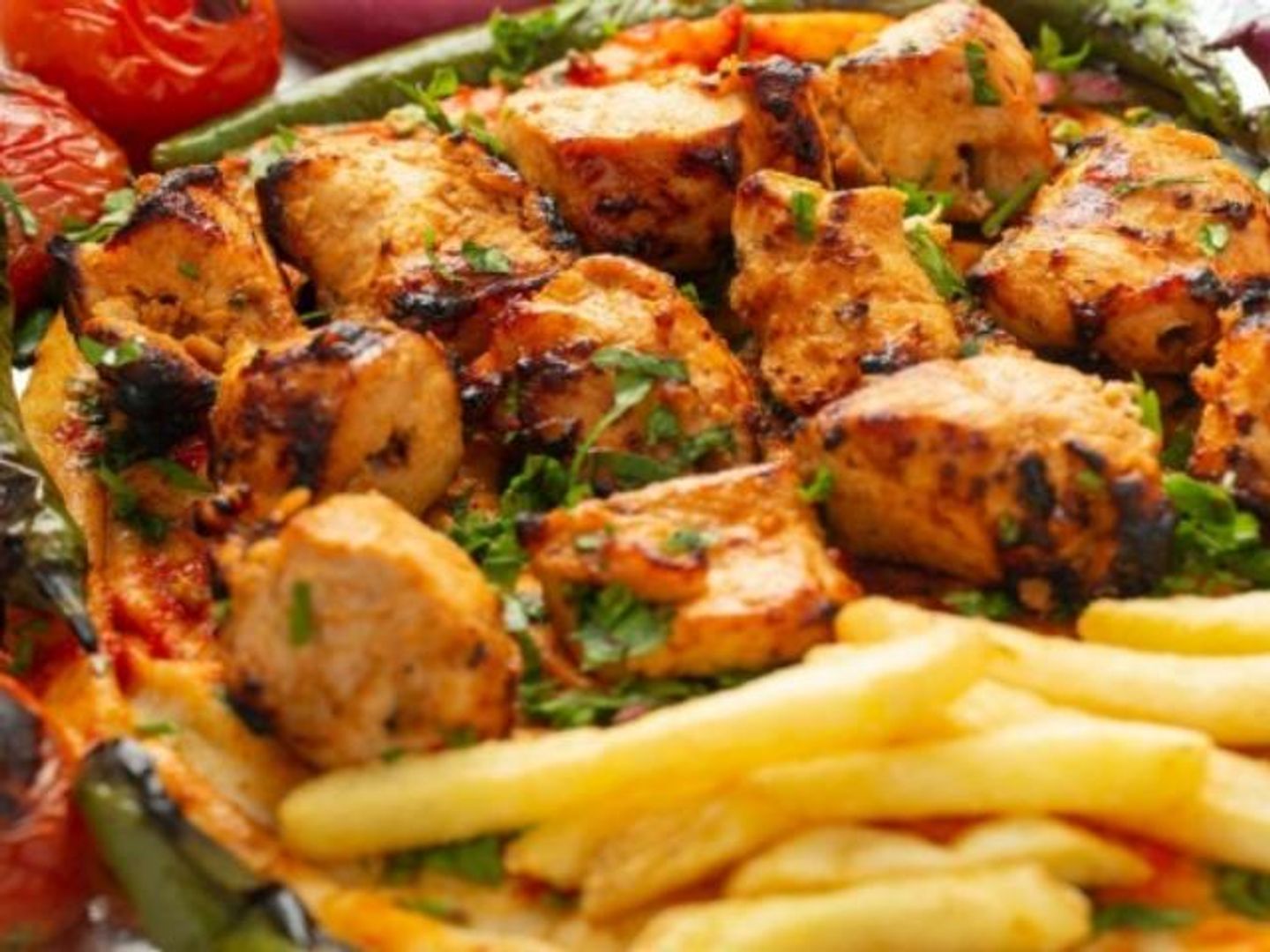 شيش طاووق - نفر