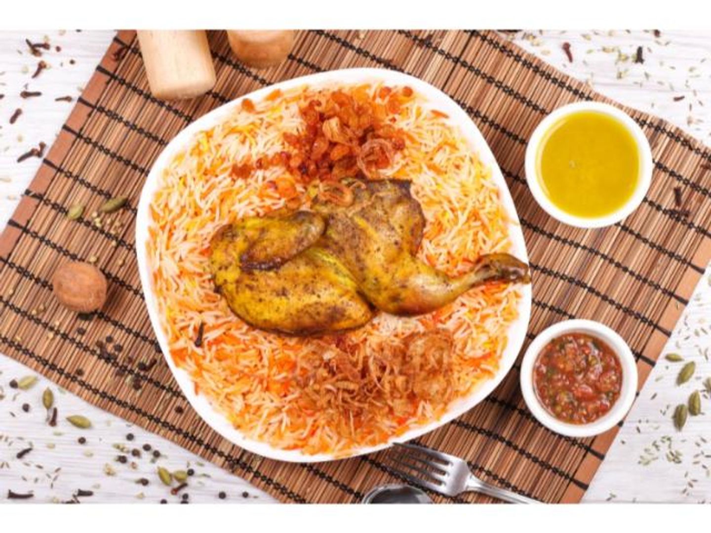 دجاج مدفون - نص دجاج مع الارز