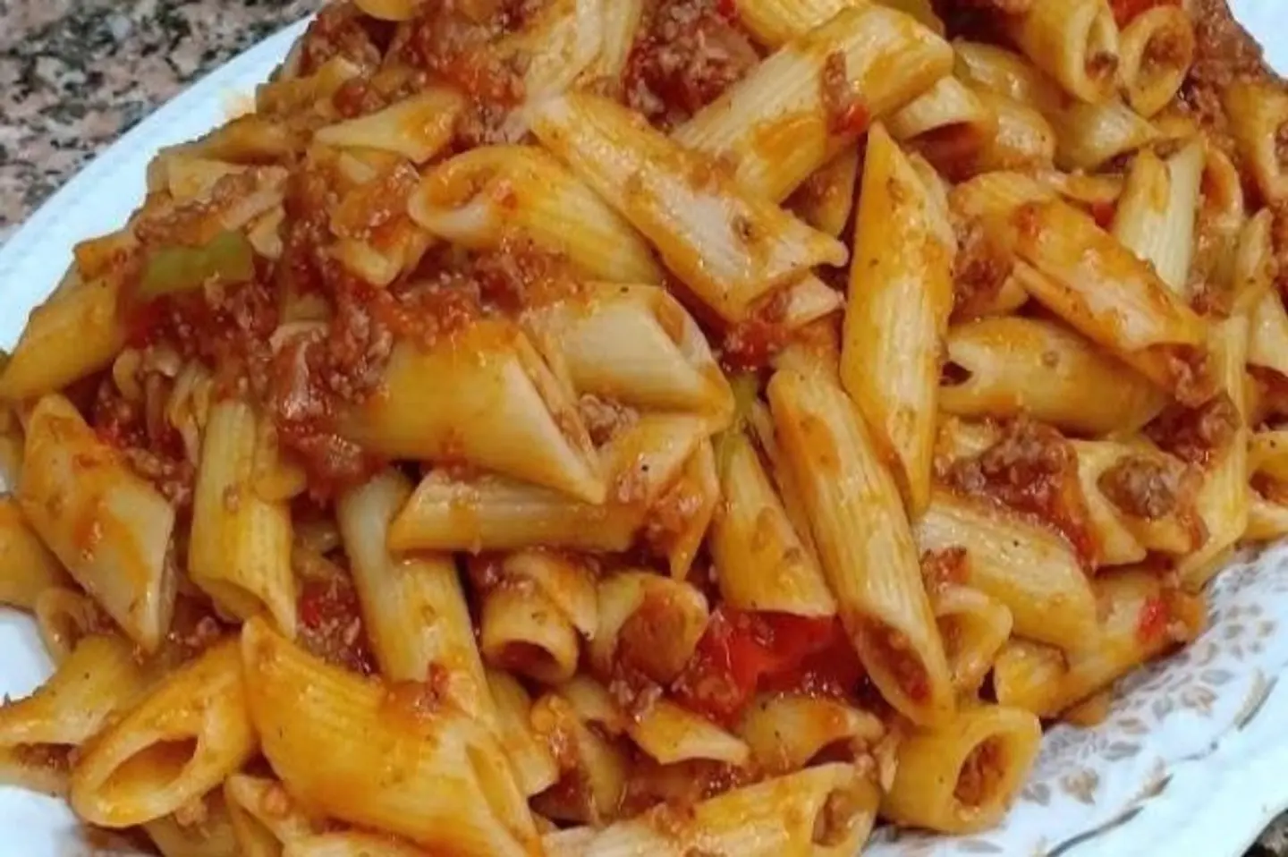 Pasta With Meat - Large