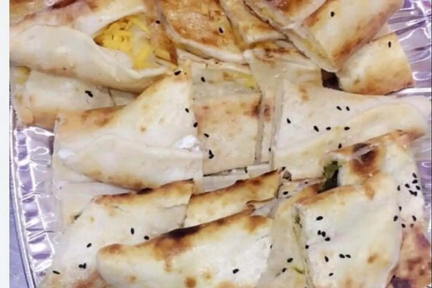 Mix Manakish Dish - Large