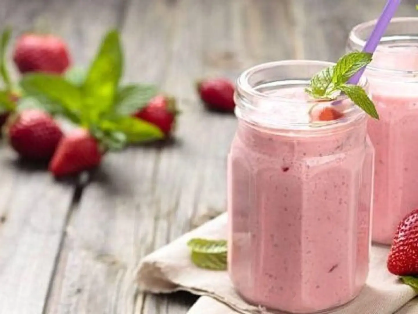 Strawberry Shake - Small