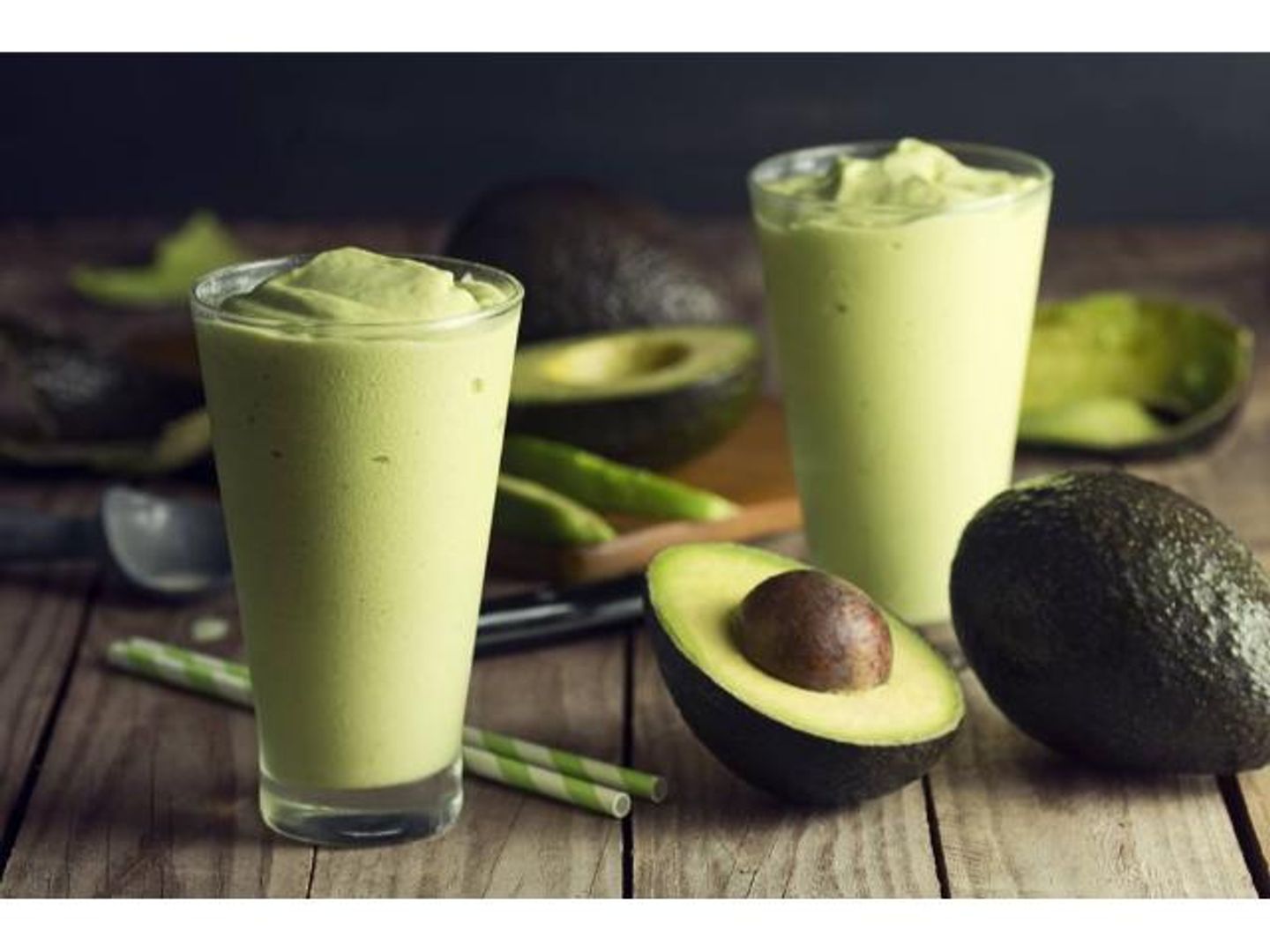 Avocado With Milkshake - Small 300 Ml