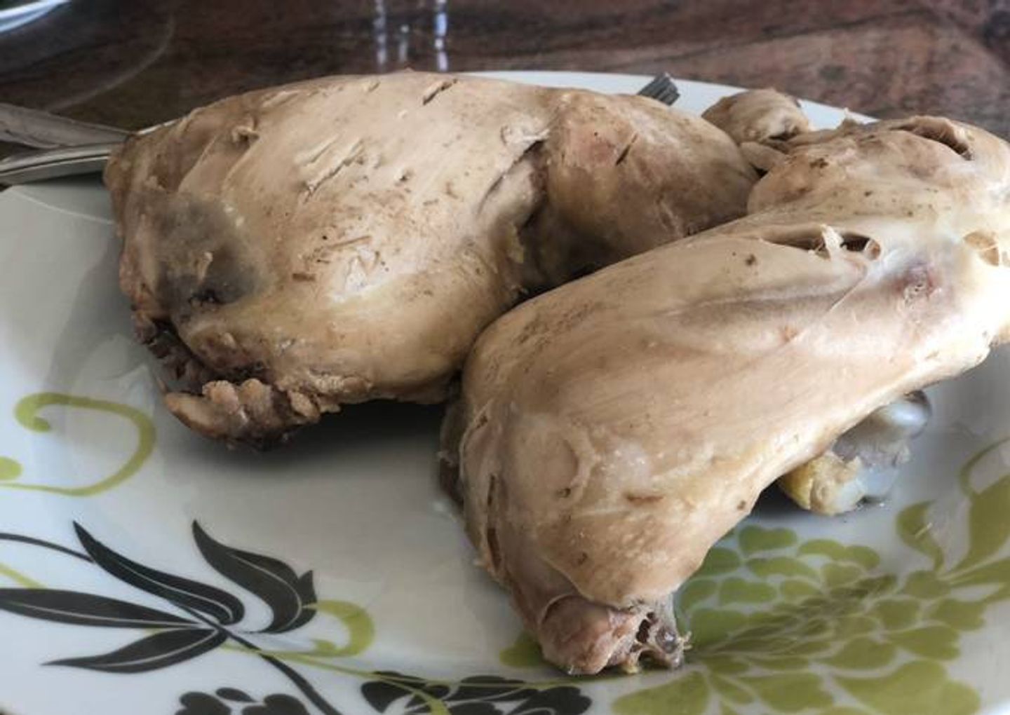 دجاج مسلوق سادة - نص حبة دجاج