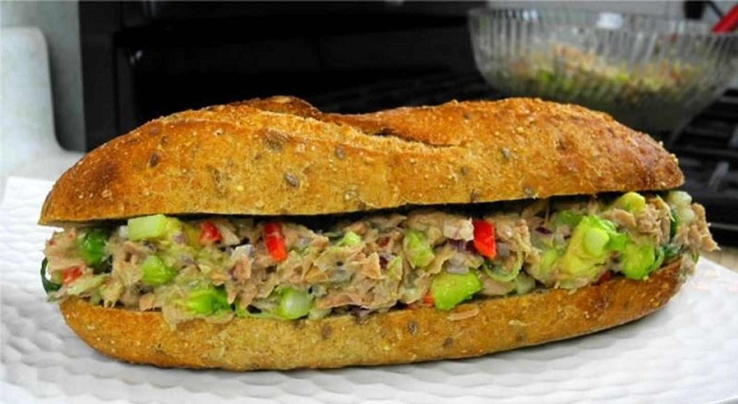 ساندوتش تونة مطبوخ - نص