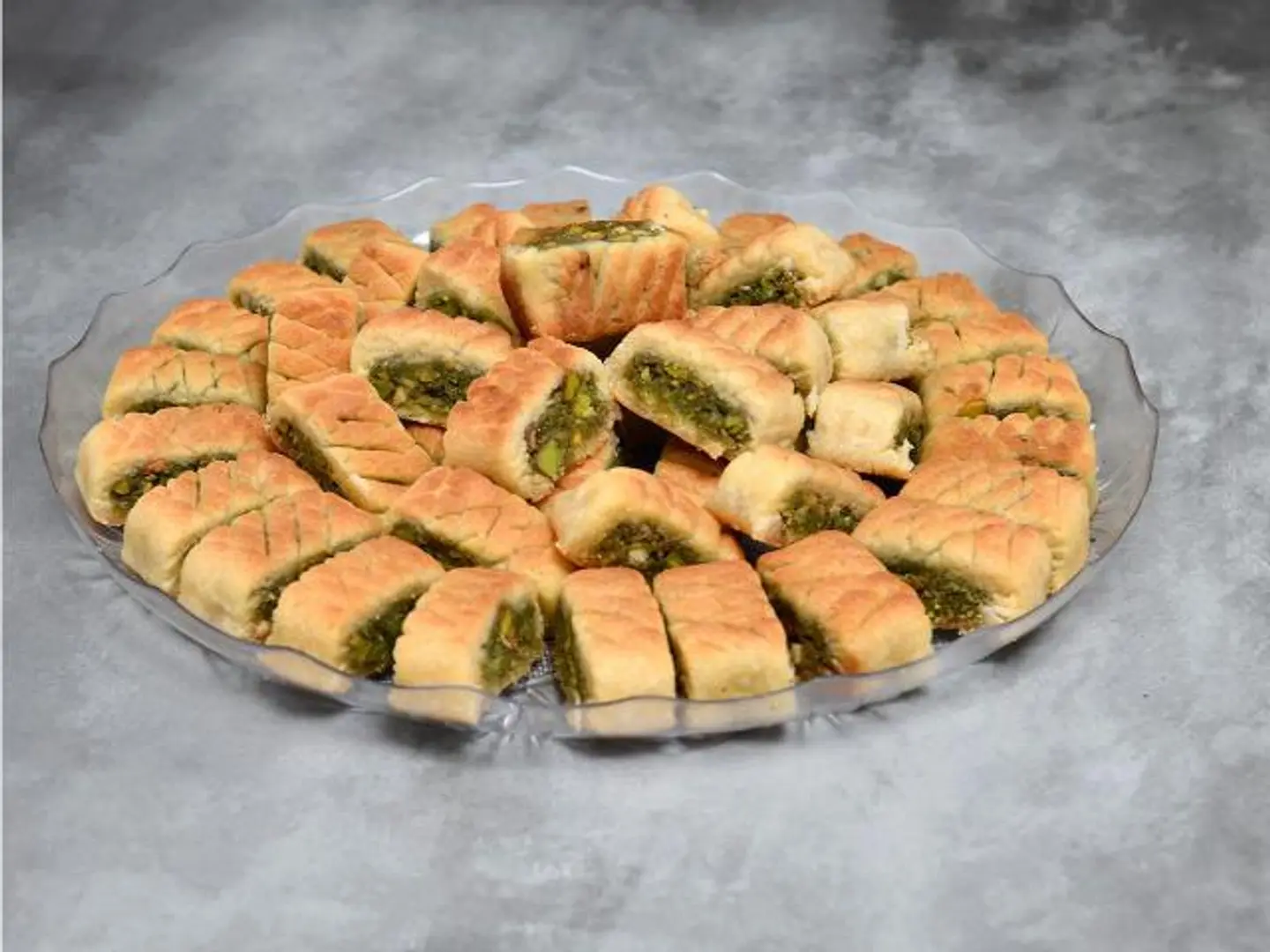 Greek Kunafah With Pistachios - One Kilogram