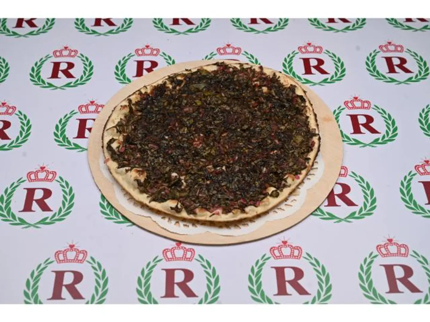 مناقيش سبانخ مع دبس رمان - صغير