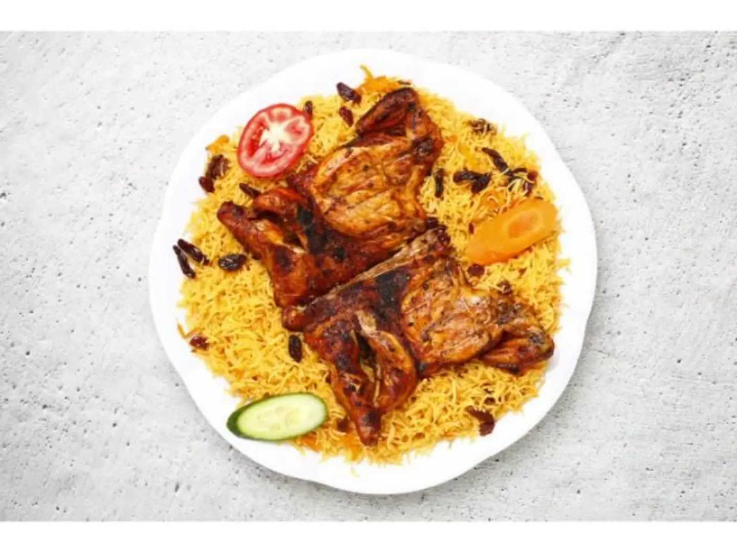 دجاج على الفحم مع الرز - نص حبة دجاج