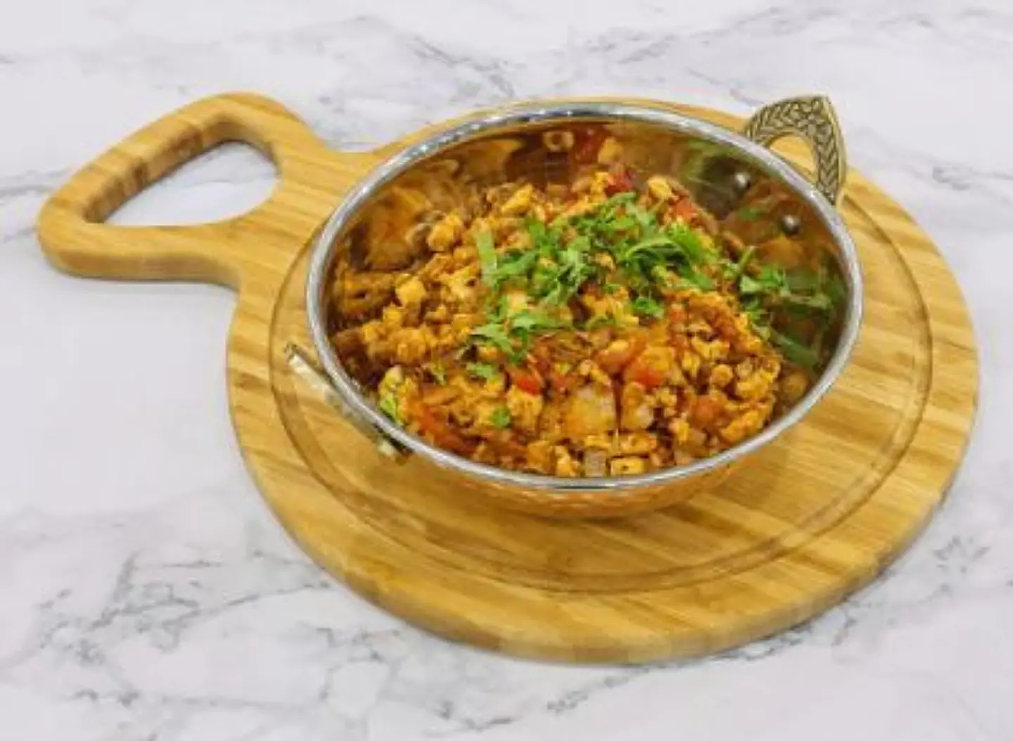 Mogalgal Chickens - With Chickpeas