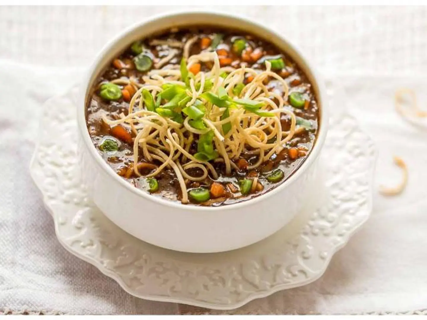 حساء مانشو مع المعكرونة المقرمشة - صغير