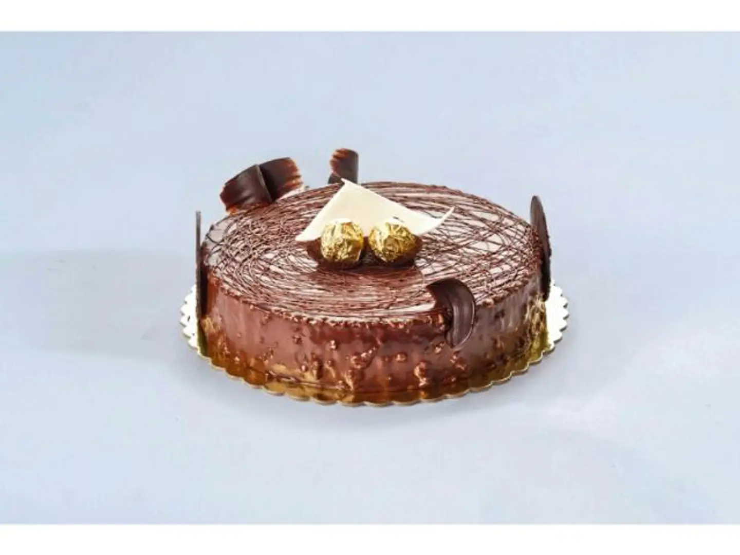 Rocher Mousse Cake - Medium Size