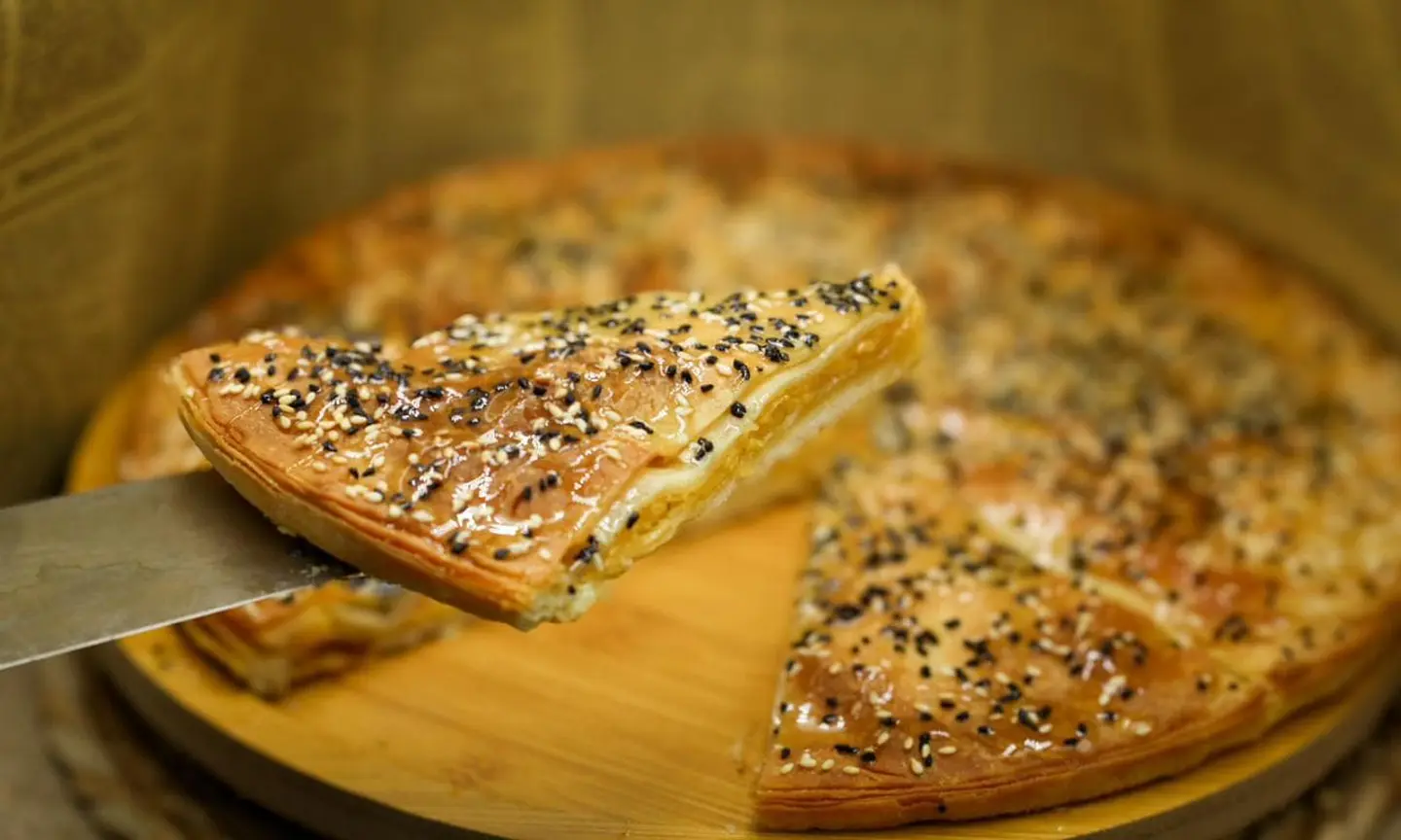 Bint Al Sahn Cheddar Cheese - Small