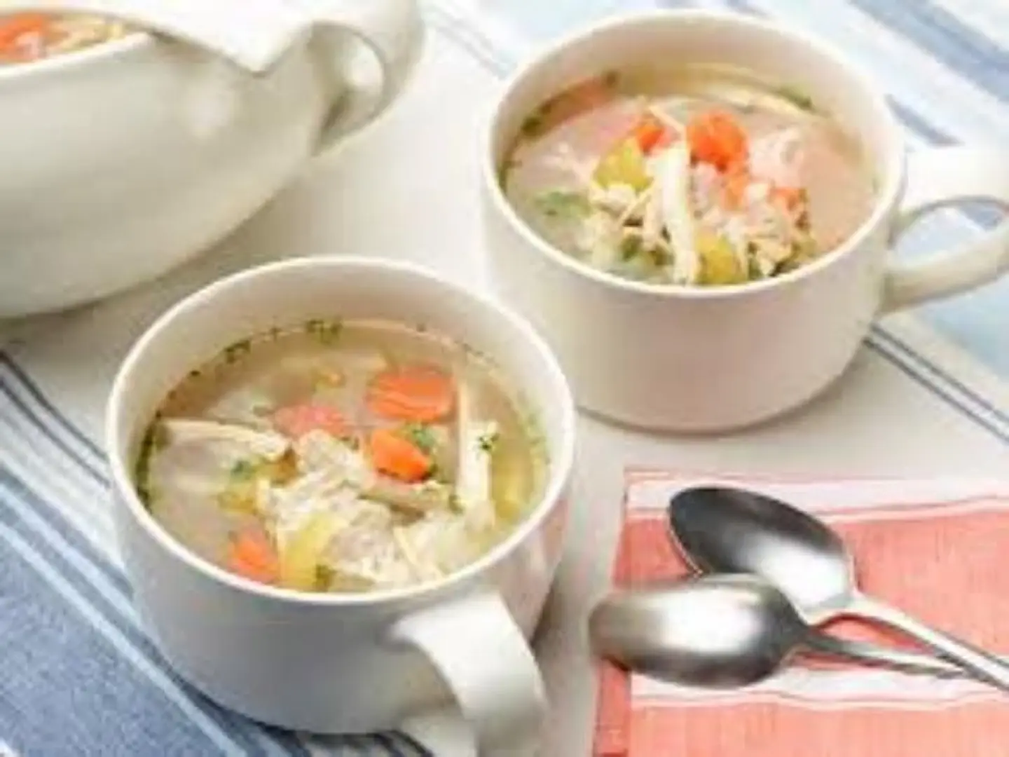 شوربة دجاج - صغير