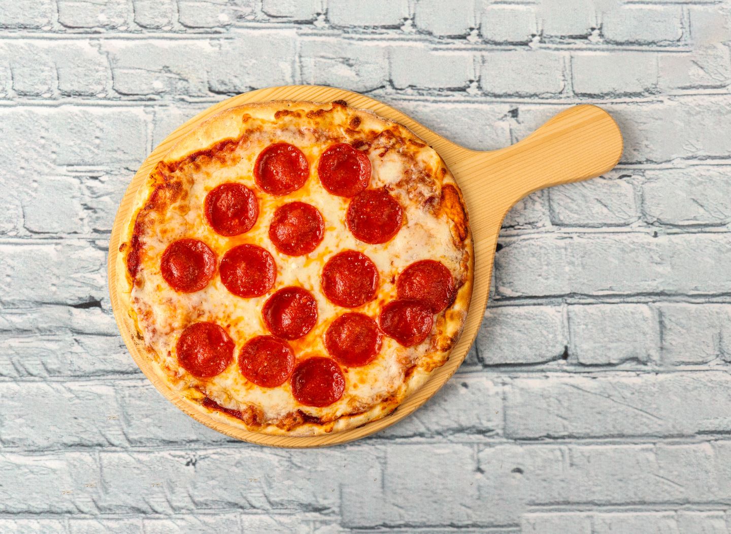 Pepperoni  Pizza - Medium With Mozzarella Cheese Edges