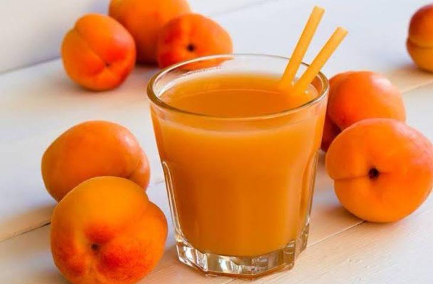 مشمش بالمانجو - وسط