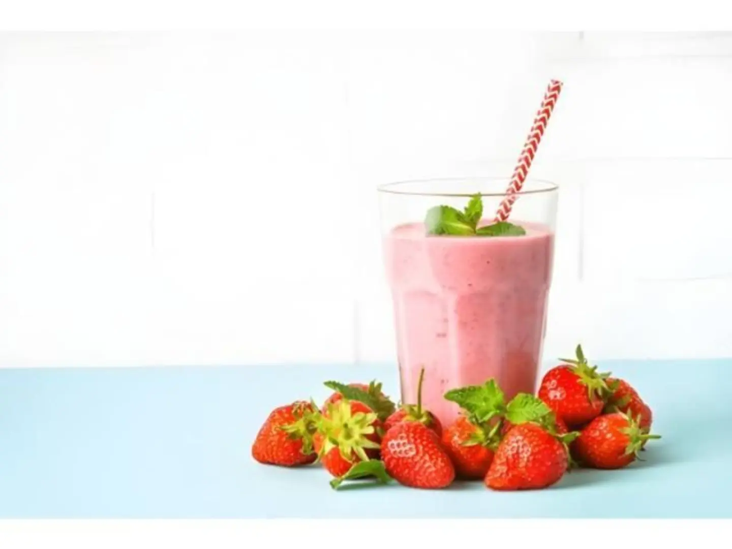 Strawberry Smoothie - Medium