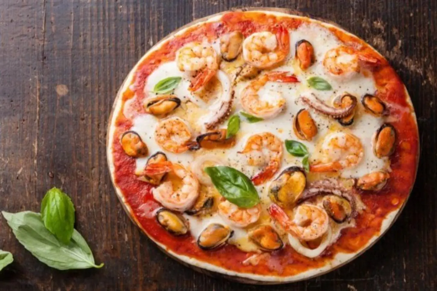 Seafood Pizza - Small