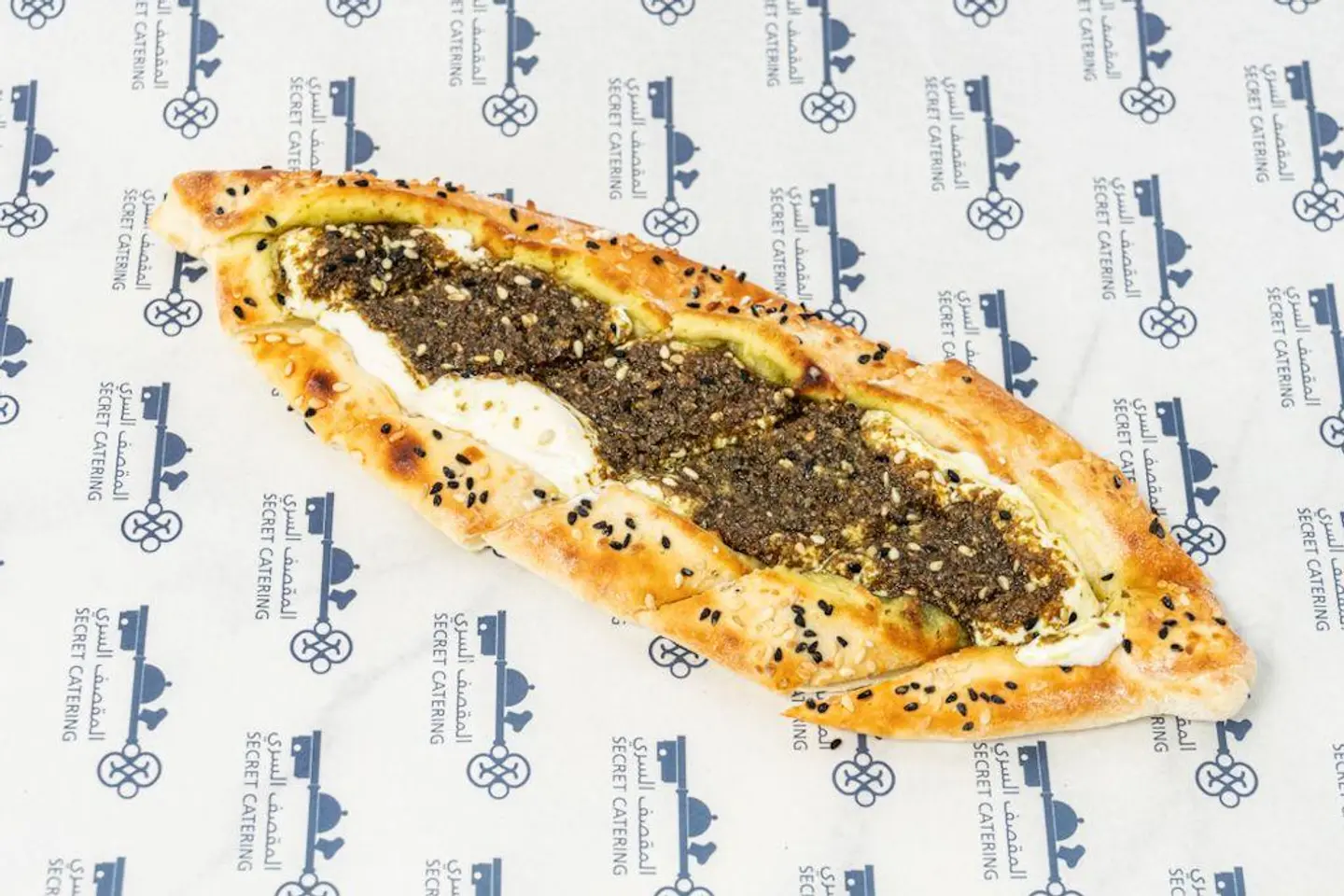 زعتر مع لبنة  - صغير