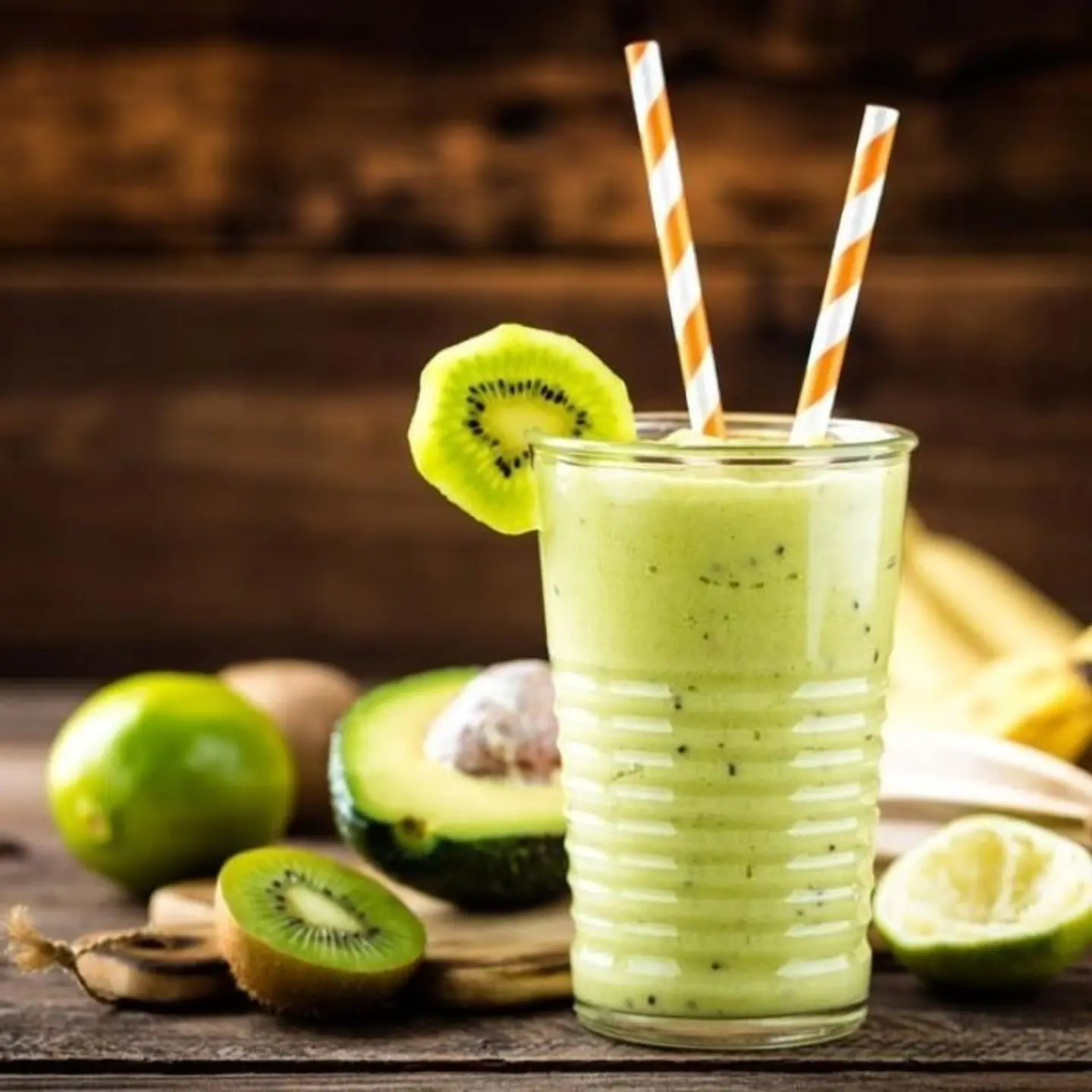 افوكادو بالحليب - صغير