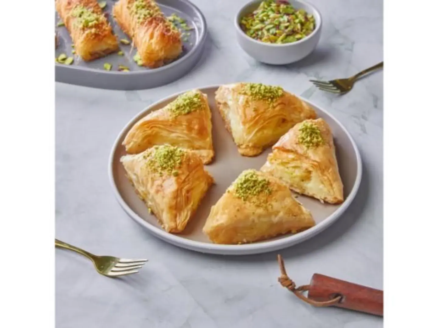 Warbat With Cream - 1 Kg