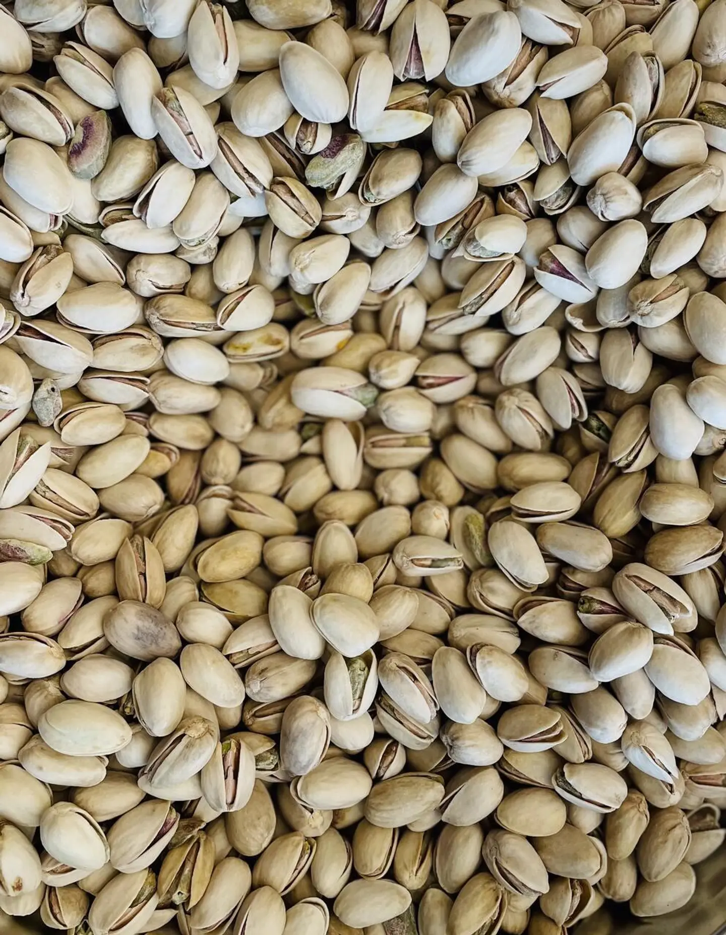 فسدق جامبو محمص سادة - 250 جرام