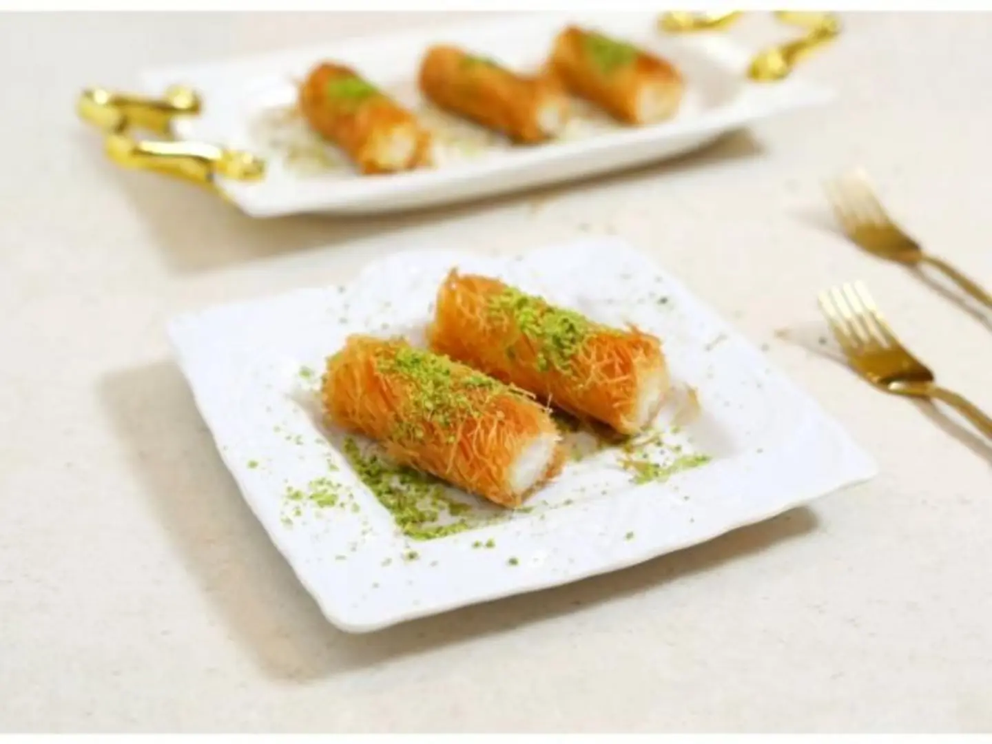 كنافة مبرومة بالقشطة - قطعة