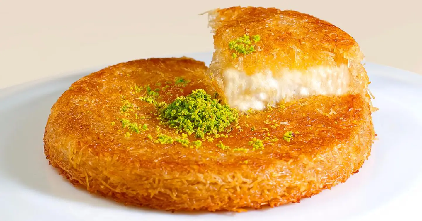 كنافة بالقشطة الكلاسيكية - صغير