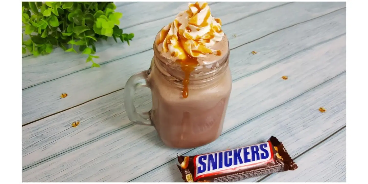Snickers Milkshake - Small Cup