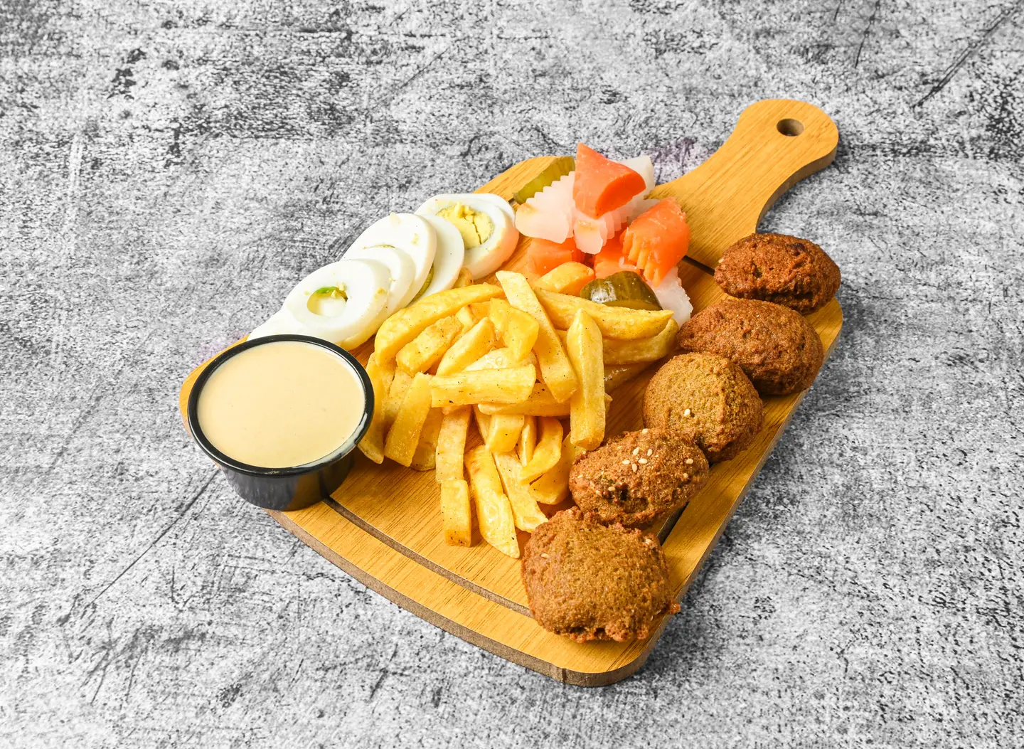 Stuffed Falafel Platter With French Fries - 5 Pieces