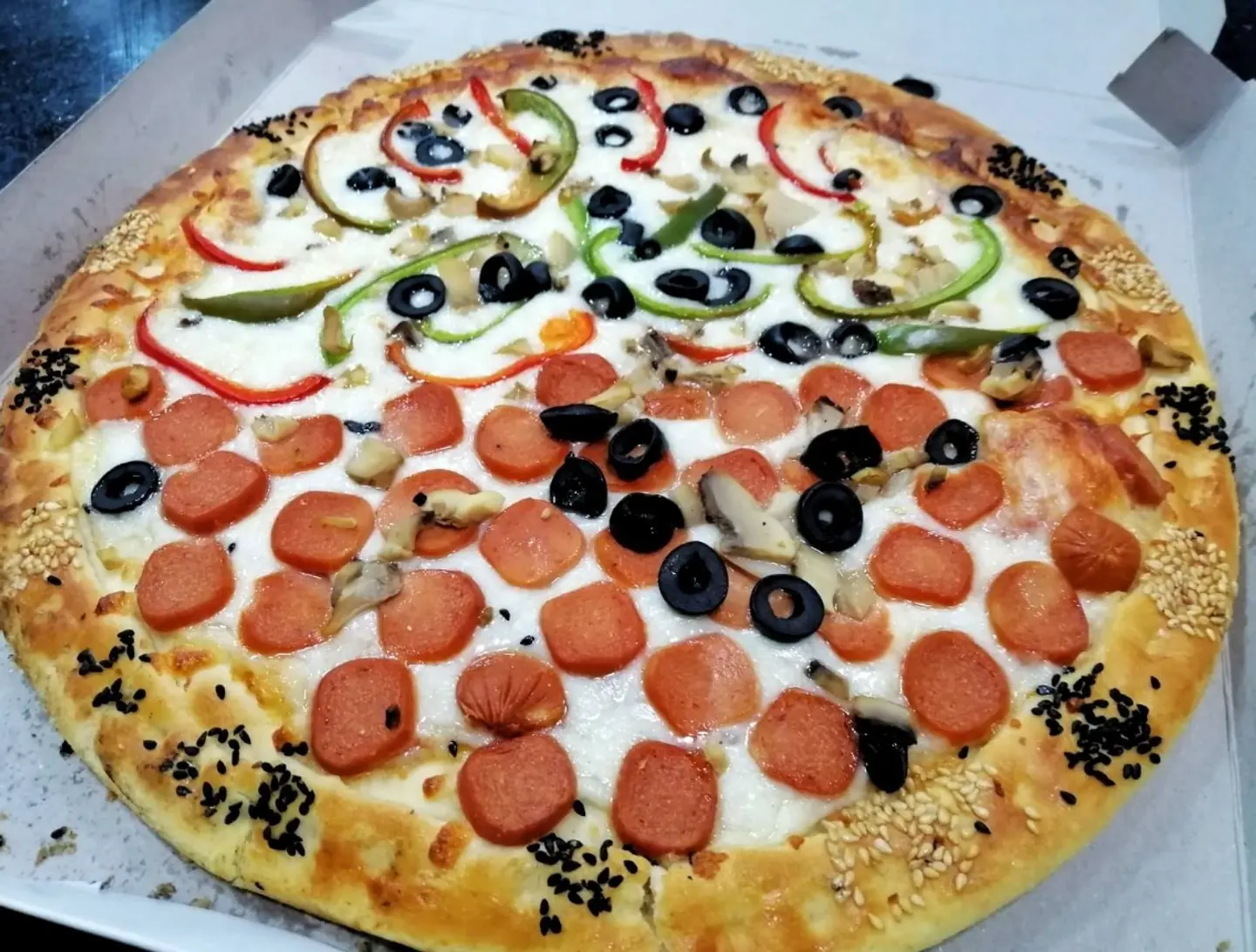 بيتزا شاورماينا - صغير