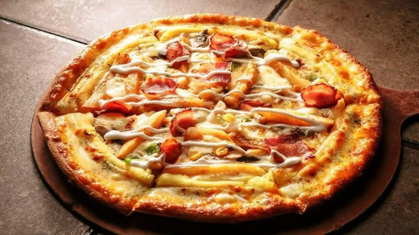 بيتزا بطاطس - صغير