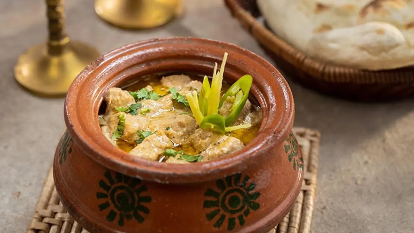 Chicken White Handi - Half A Chicken