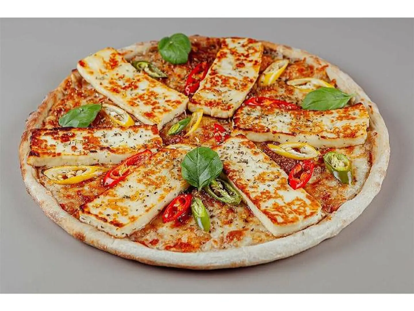 Mixed Cheese And Grilled Halloumi Pizza - Medium